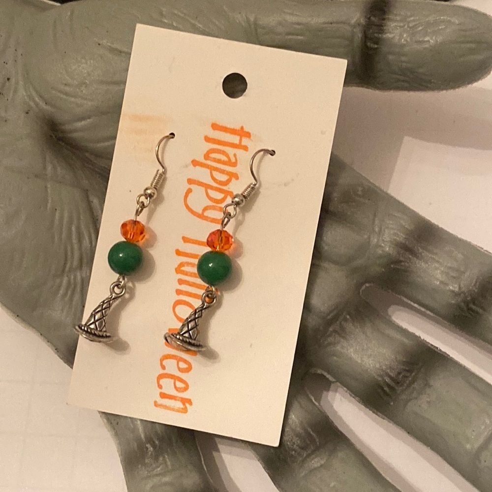 Halloween beaded earrings with charm - Handmade